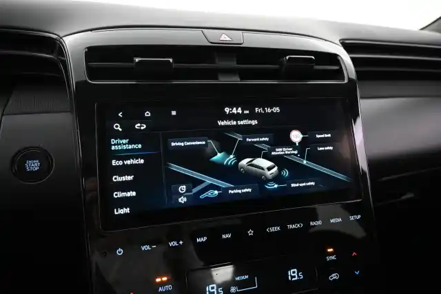 Musta Maastoauto, Hyundai Tucson – ZPO-503