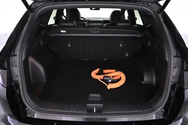 Musta Maastoauto, Hyundai Tucson – ZPO-503